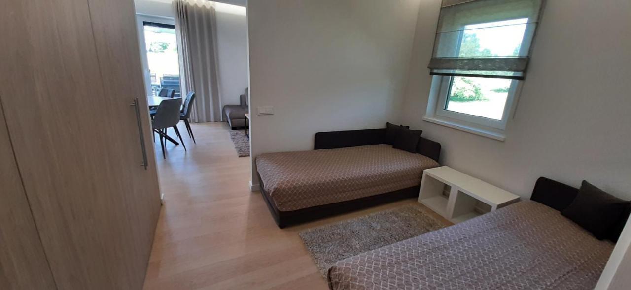Vila Galadusis Prie Ezero Lazdijai Exterior photo